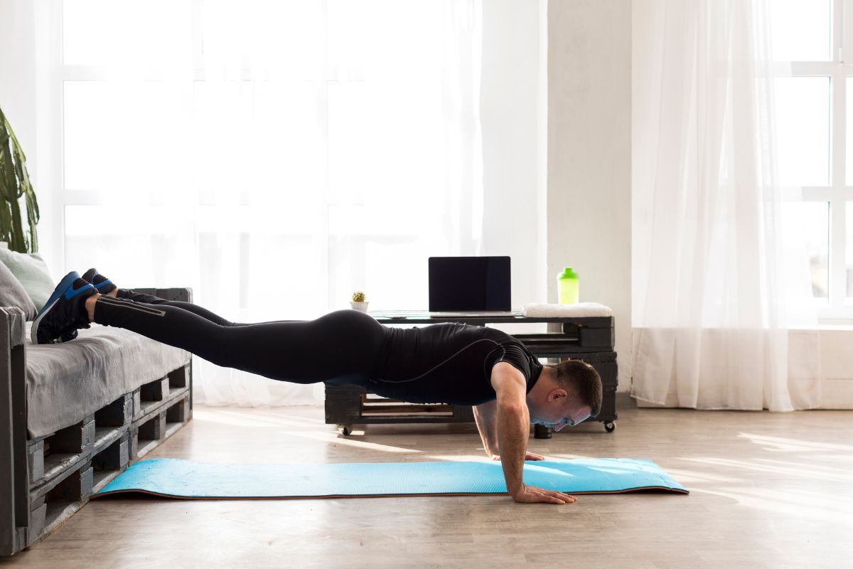 fitness man doing pushups